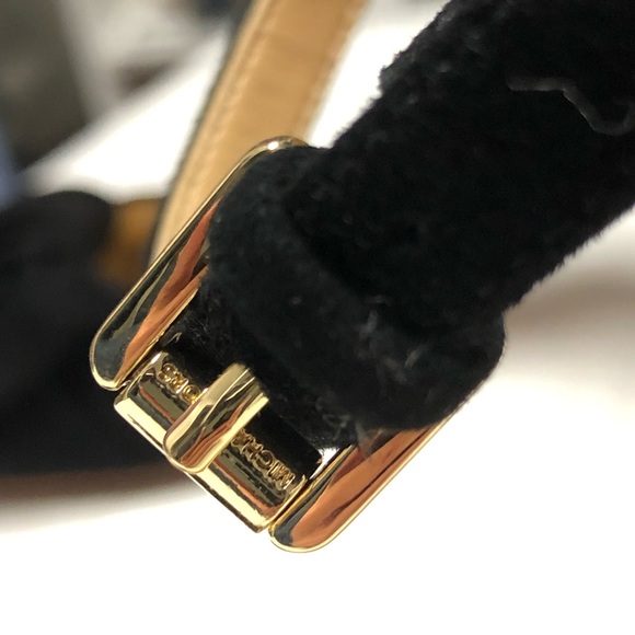 Michael Kors heel sandals. - Picture 3 of 7